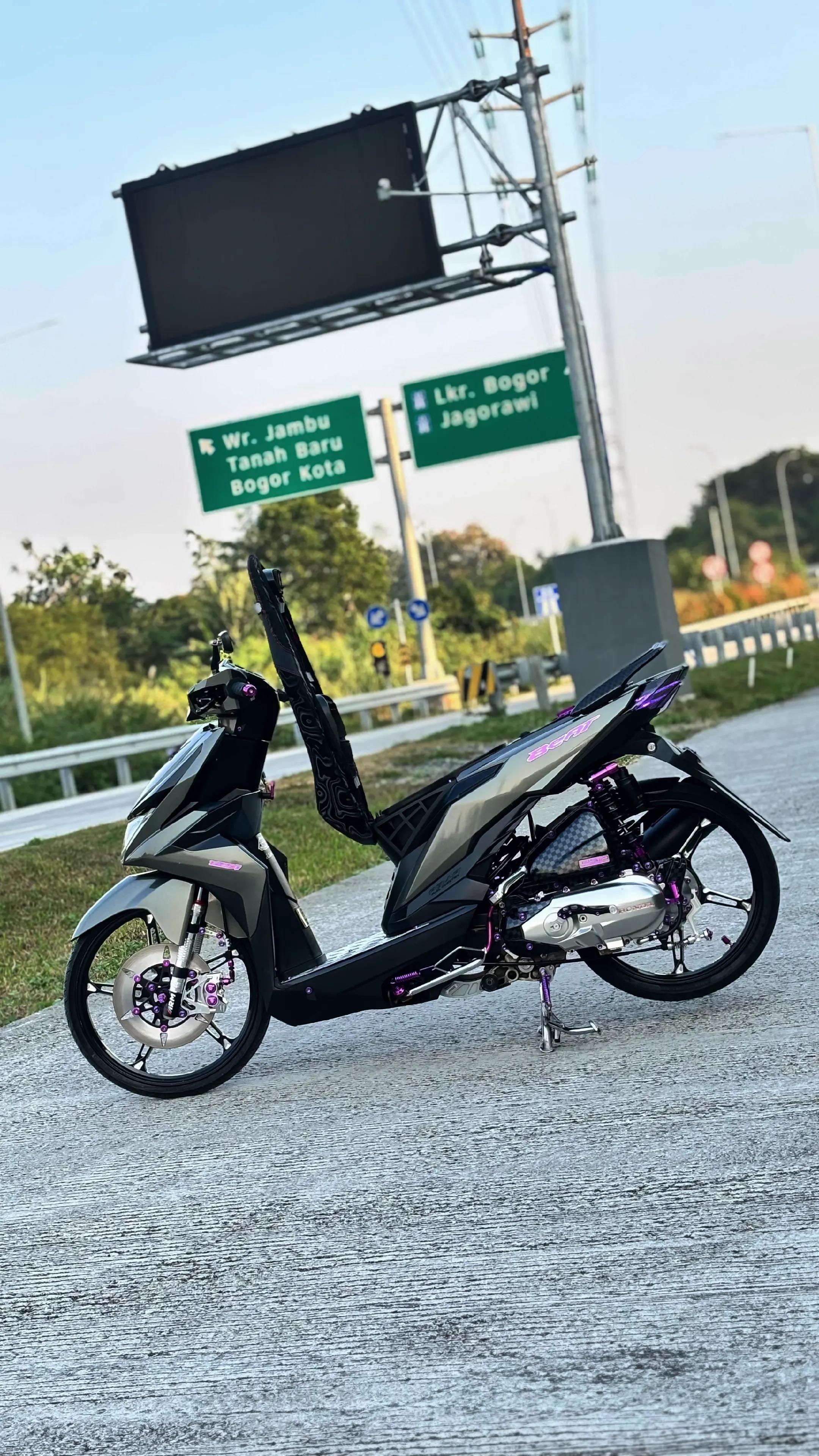 @𝘾𝙔𝙍𝙄𝙇𝙇𝙀𝙫𝟮👾