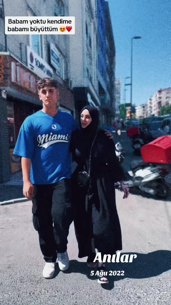@B&uuml;şra Irem Tirindaz