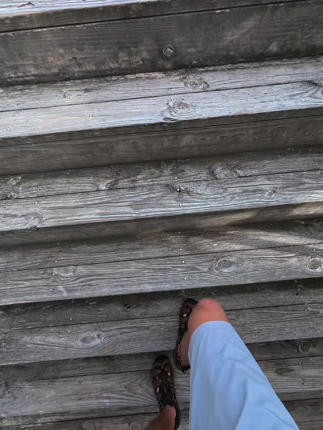 @️