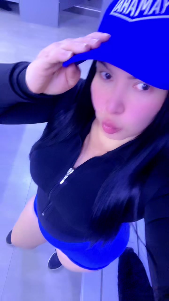 @Desi la Diva🍑🍑