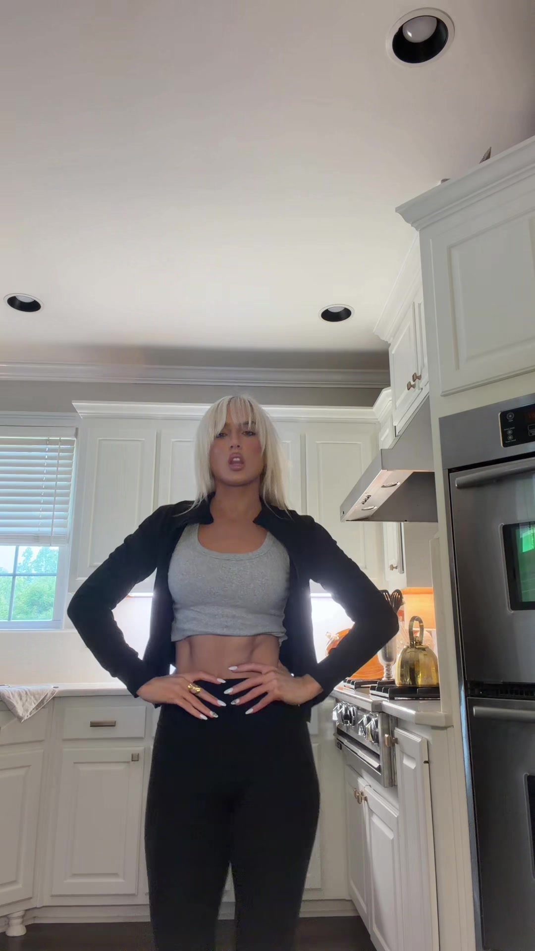 @AVA ISABELLA