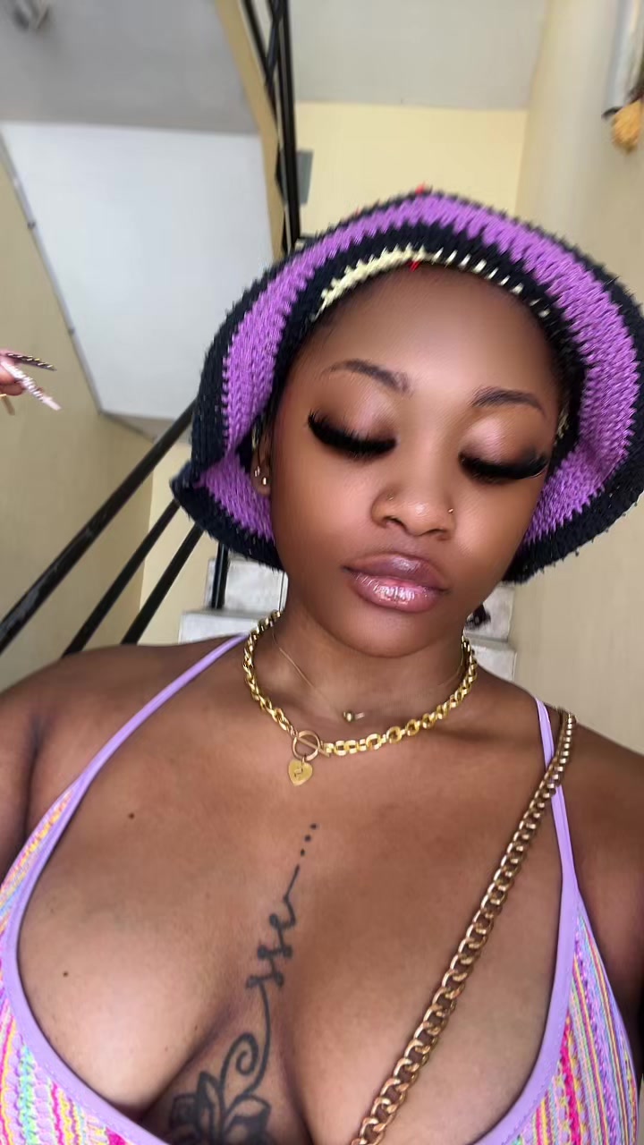 @𝟣𝒮𝓊𝑔𝒶🌷