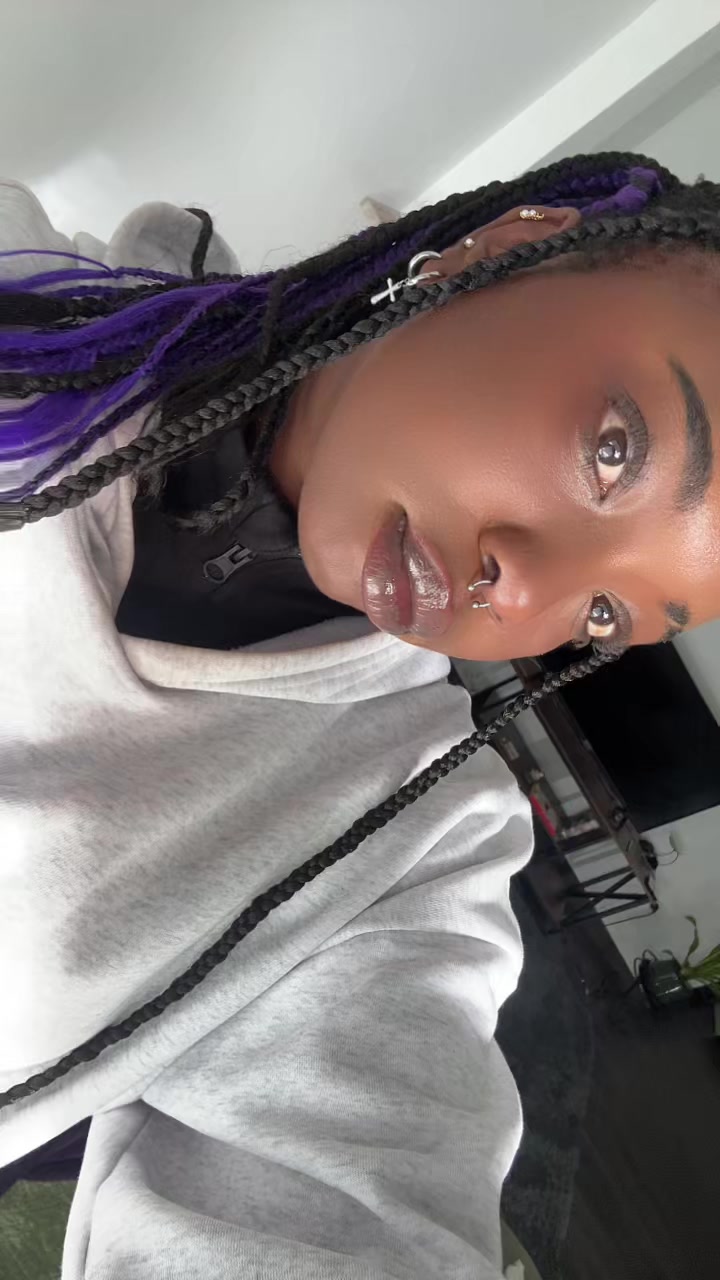 @🖤