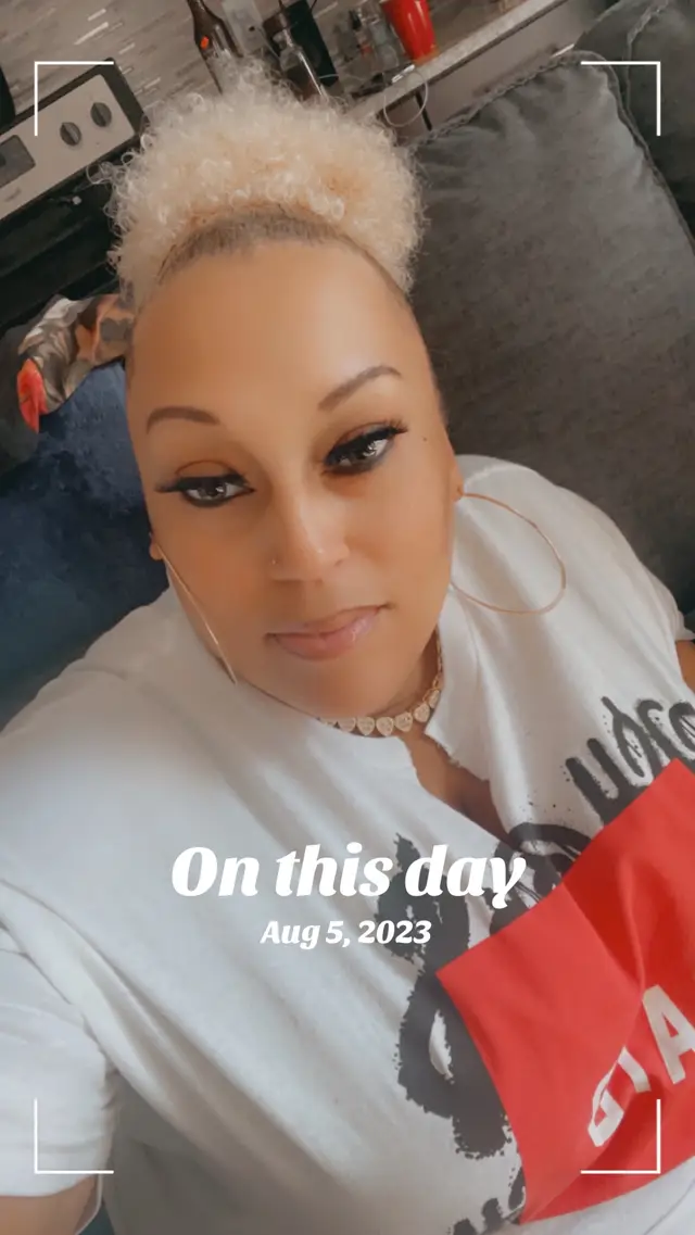 @QueenB👑