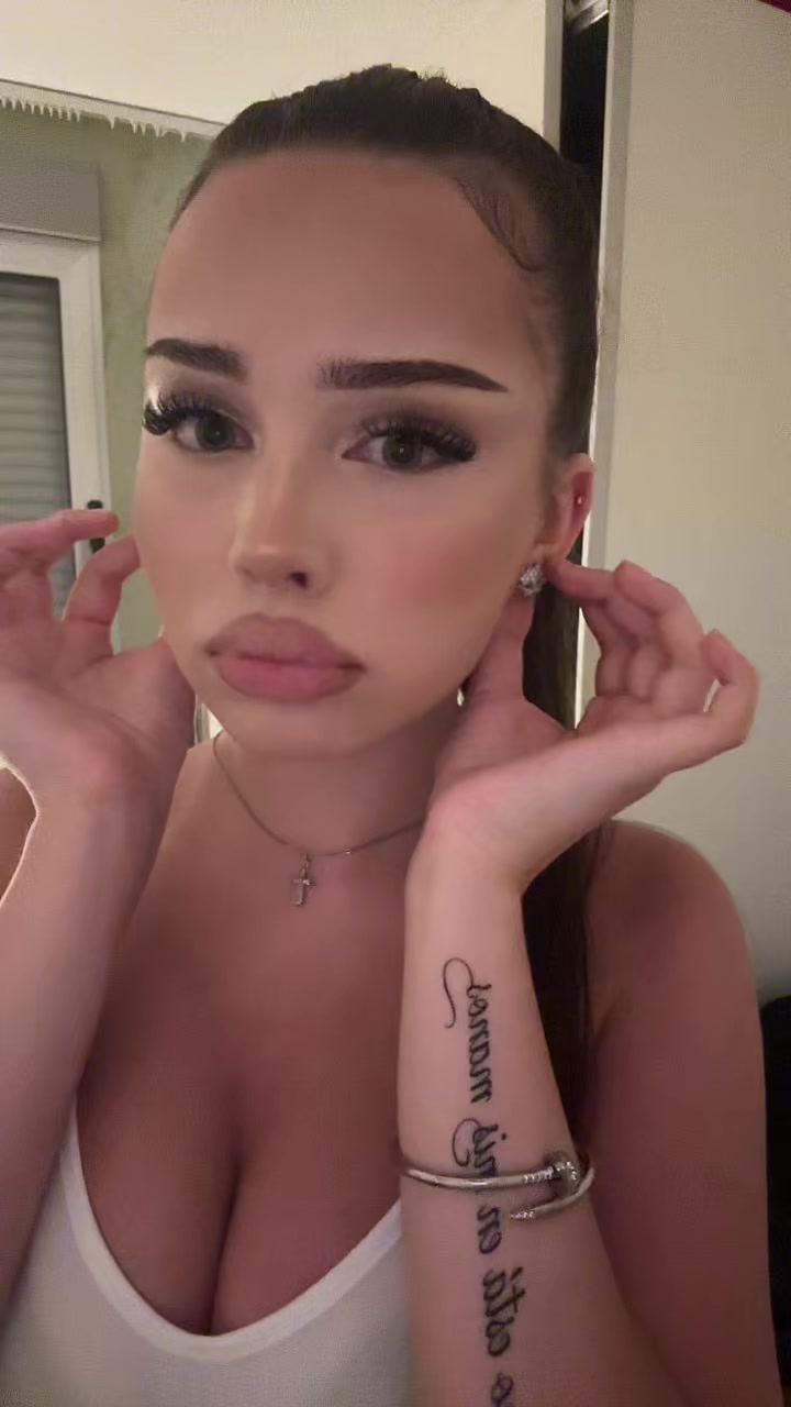 @Аннели