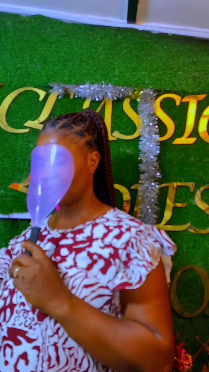 @CLASSIC LADIES SALOON