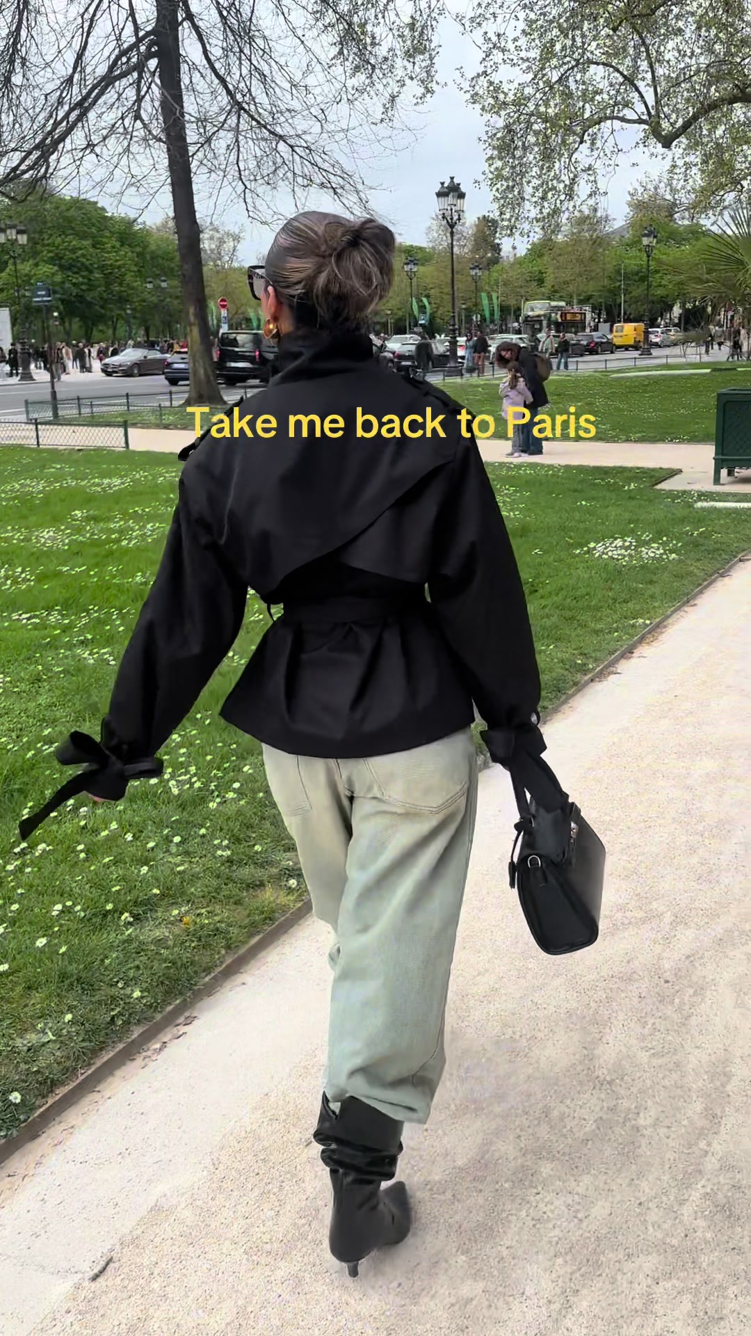 @Amouraa