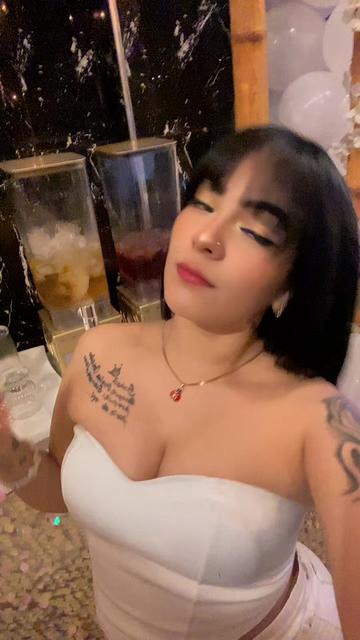 @Mia🌼