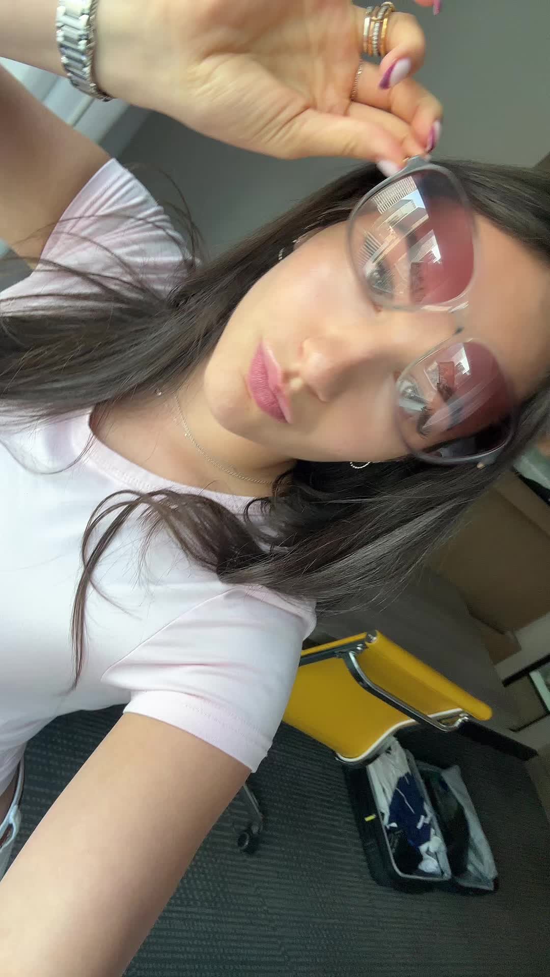 @Luna