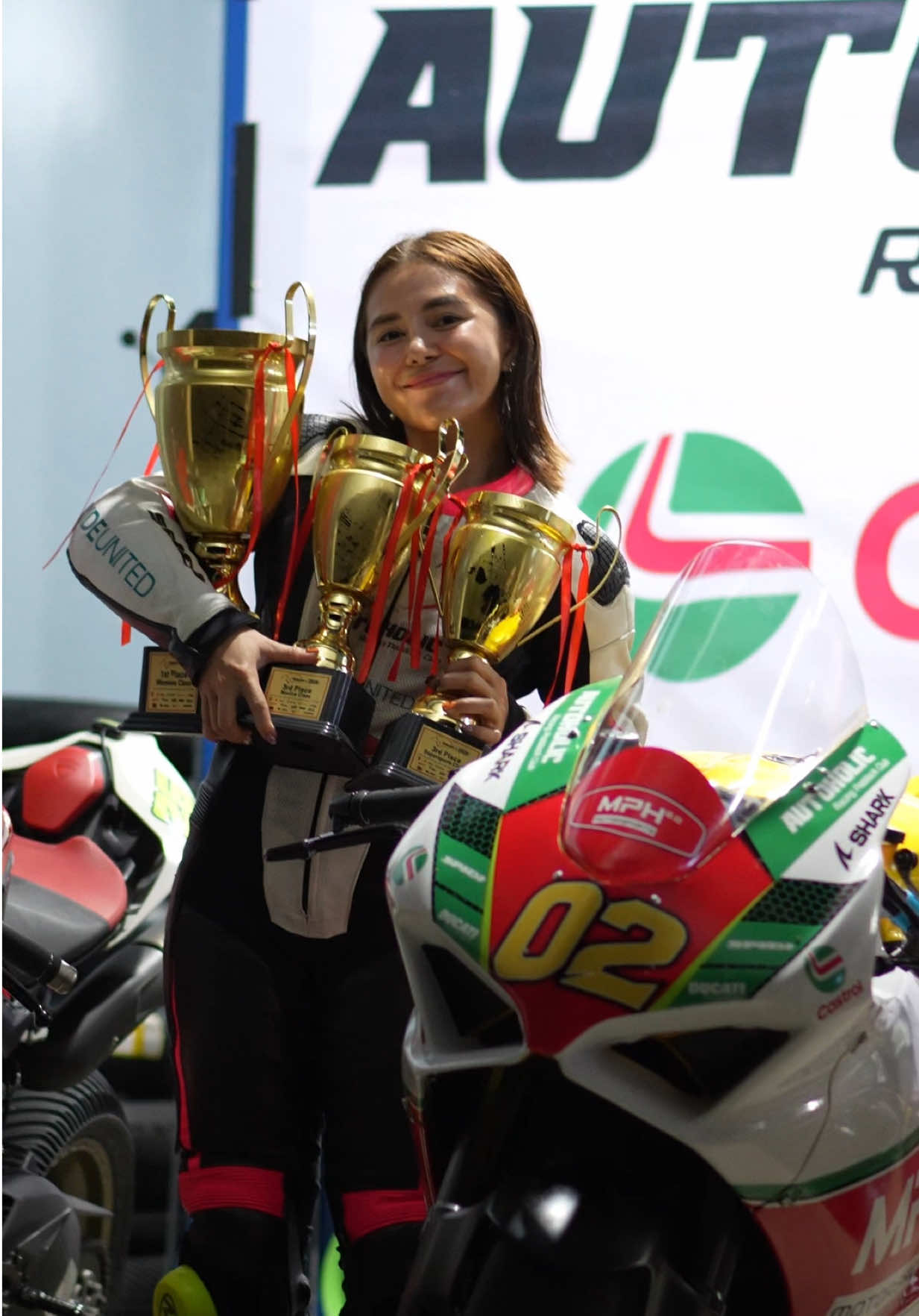 @ariana evangelista 🚴🏻&zwj;♀️🏍️