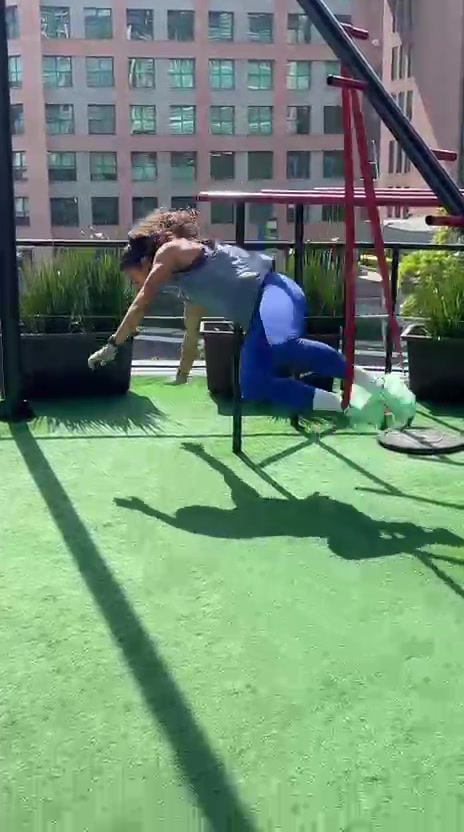 @Ana Ochoa