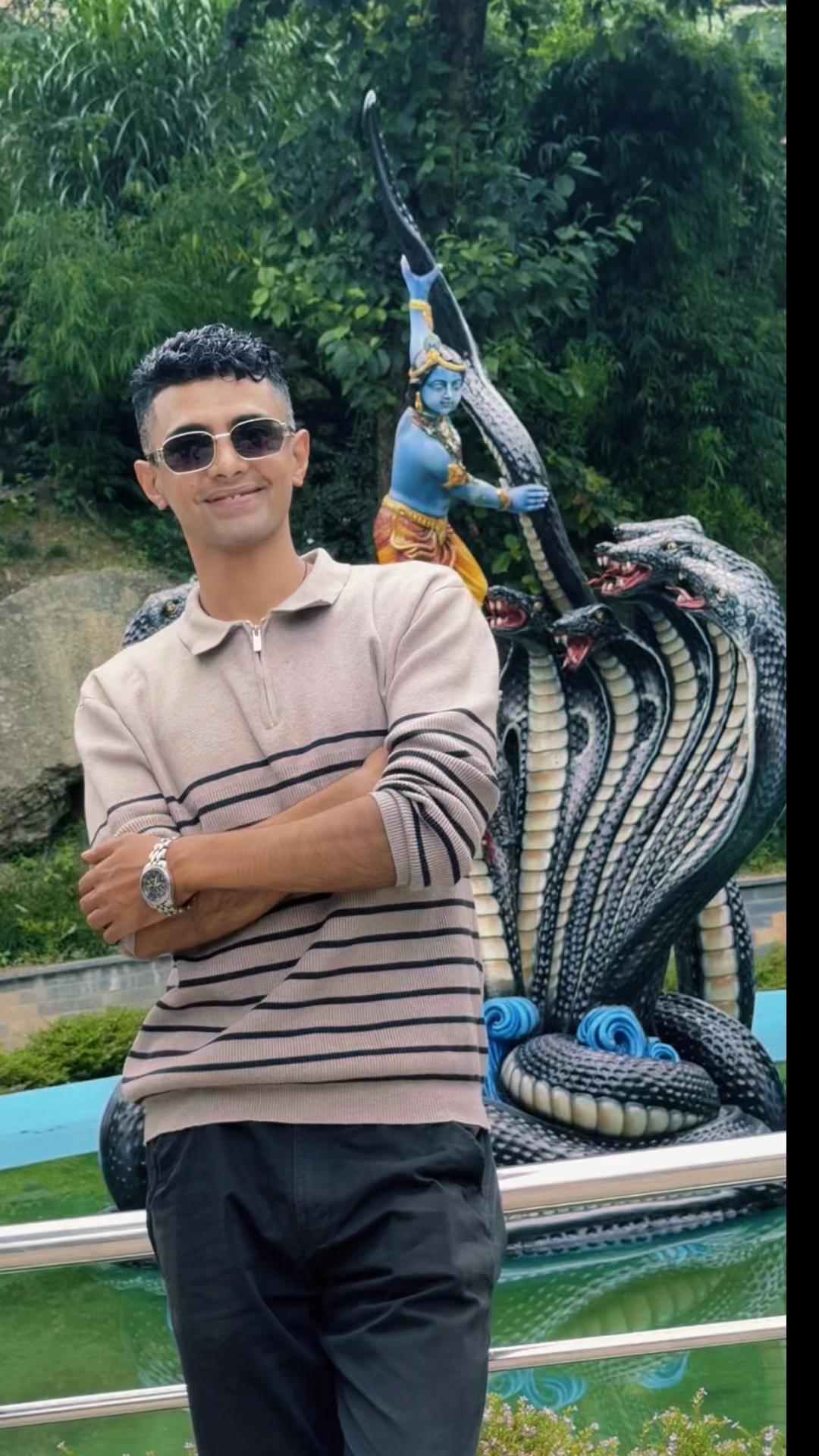 @sumit 🕉🔱🧿✨️⚛️