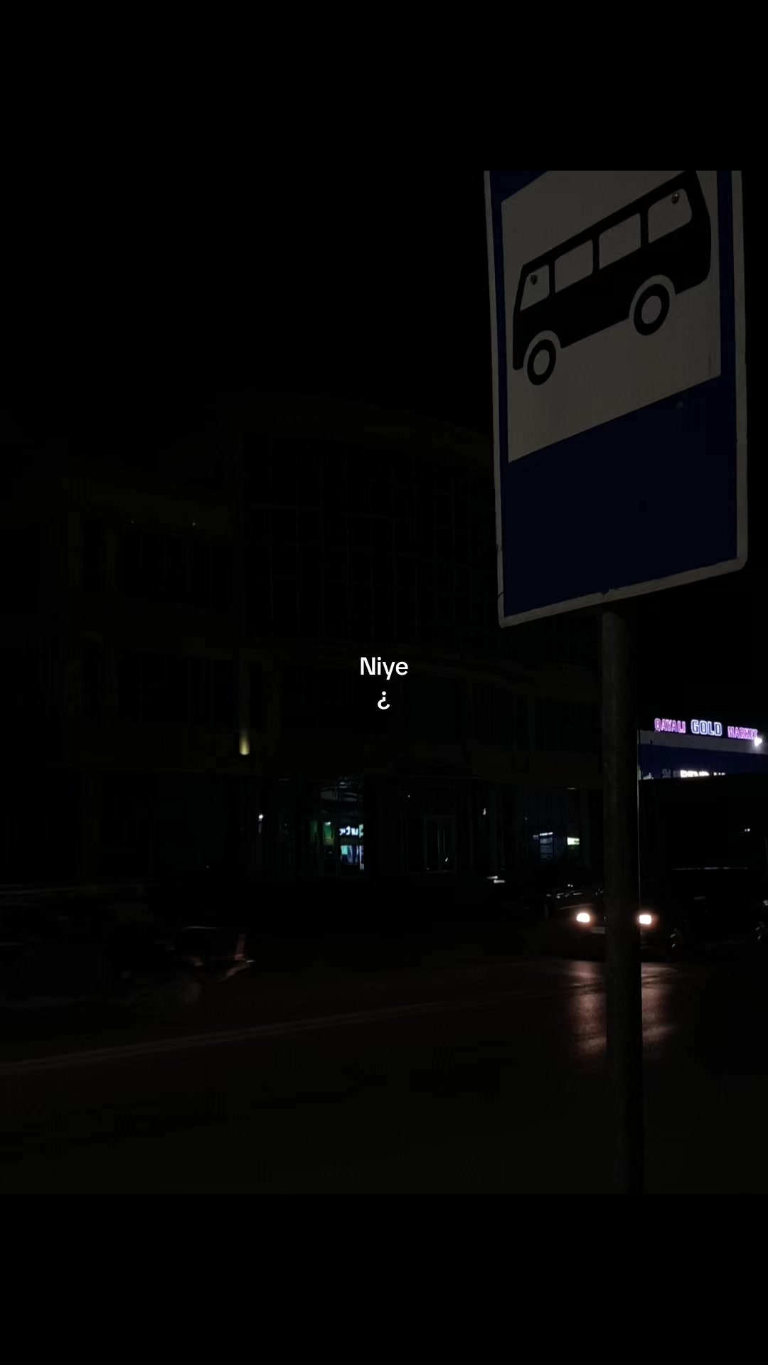 @𝓜.