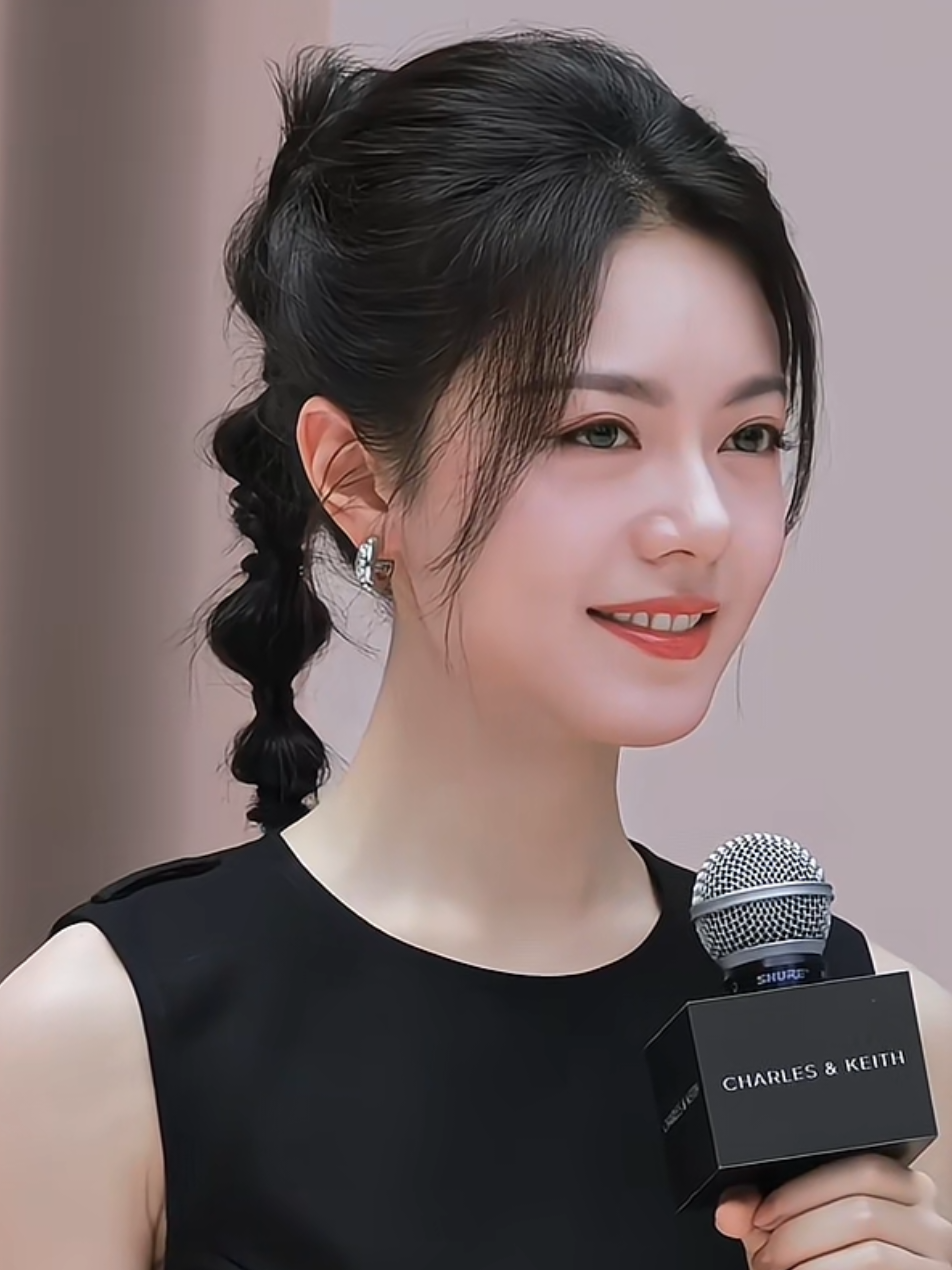 @赵今麦angel