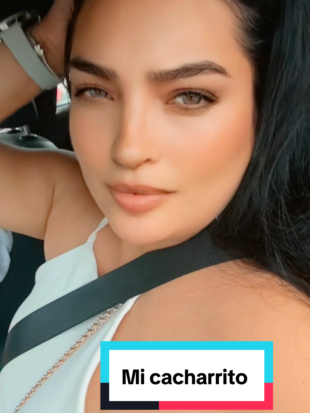 @LatinaEspa&ntilde;aJulianaOcampo👑