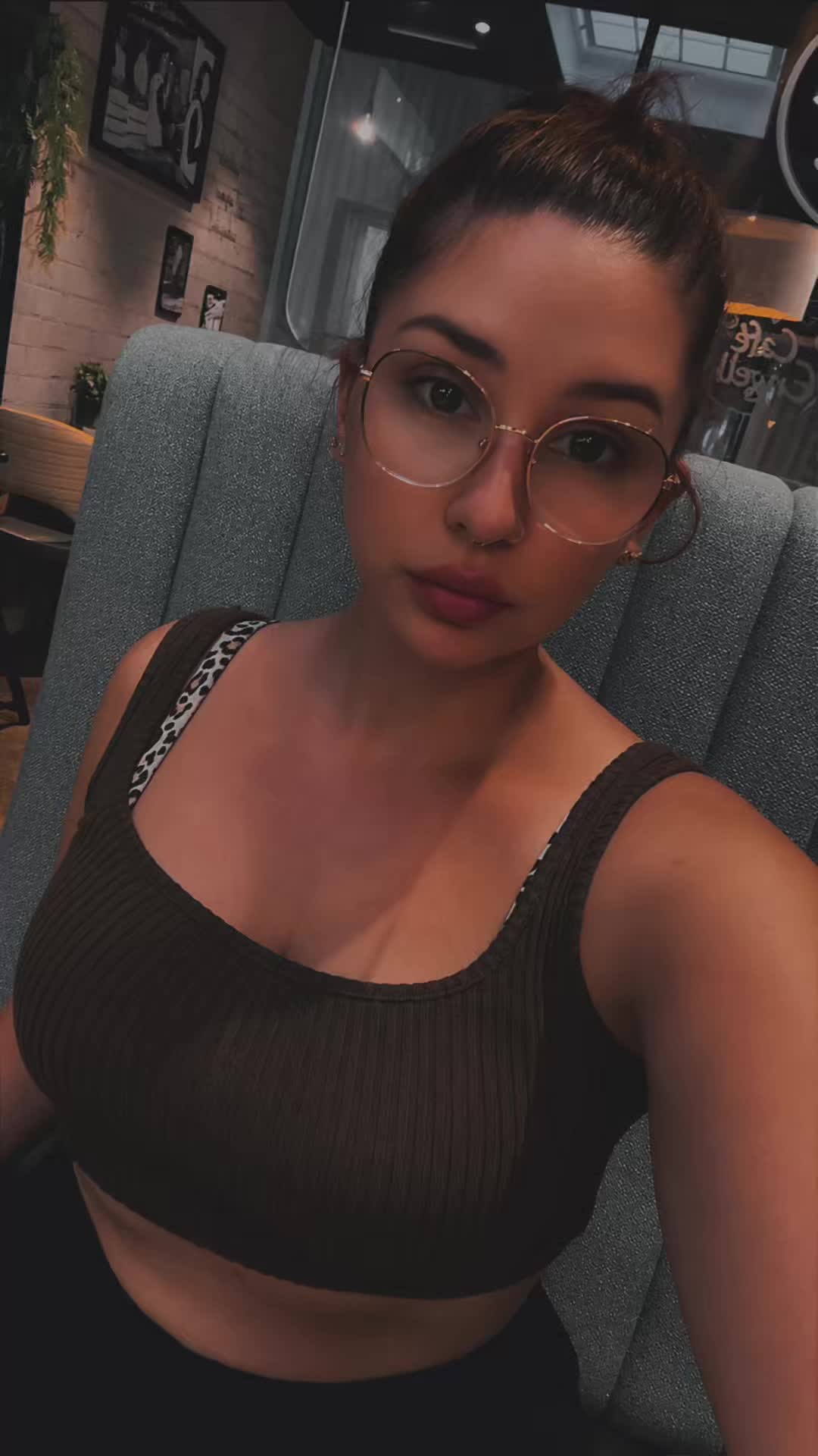 @★ 🎀𝓥𝓪𝓷𝔂🎀 ★