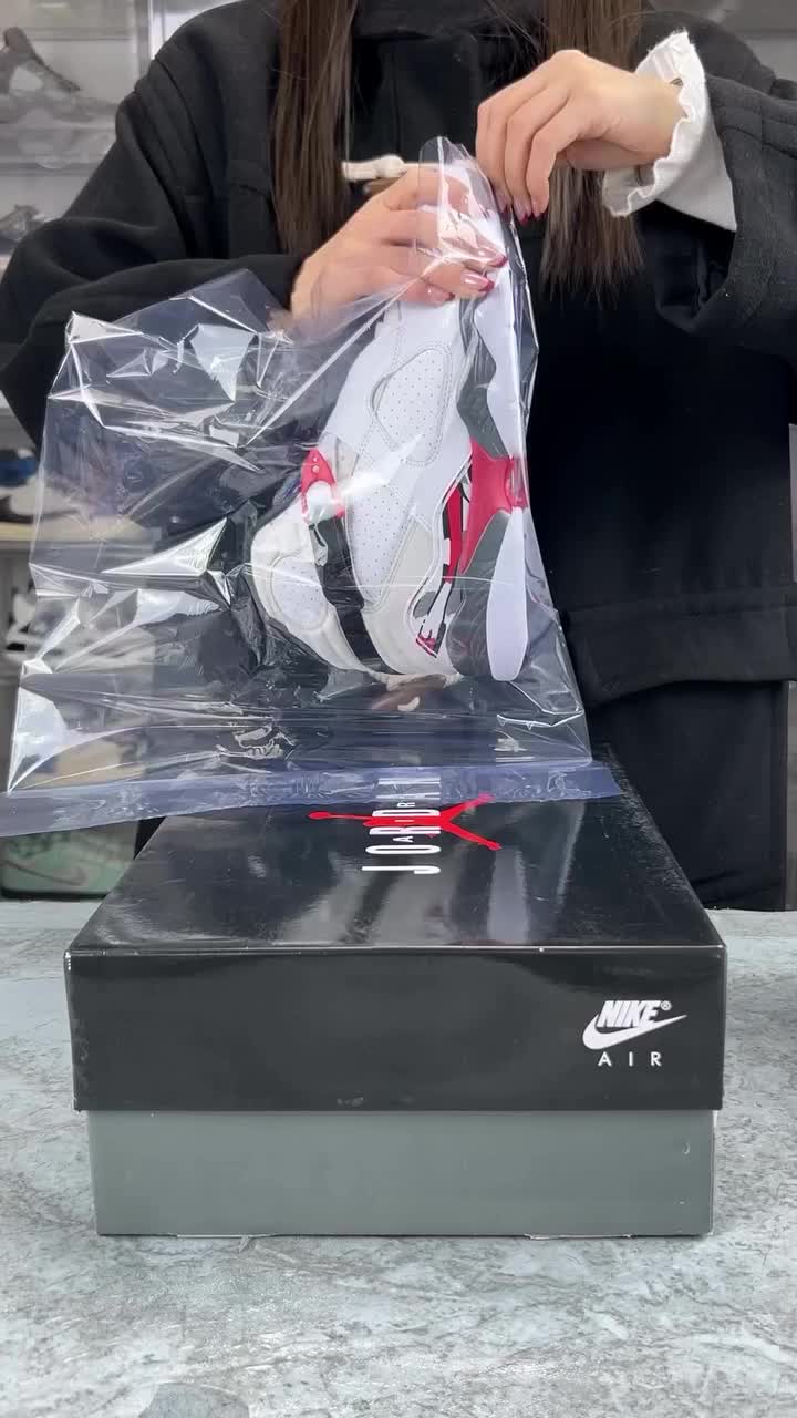 @𝐑𝐄𝐒𝐏𝐄𝐂𝐓 𝐒𝐓𝐎𝐑𝐄 &reg;