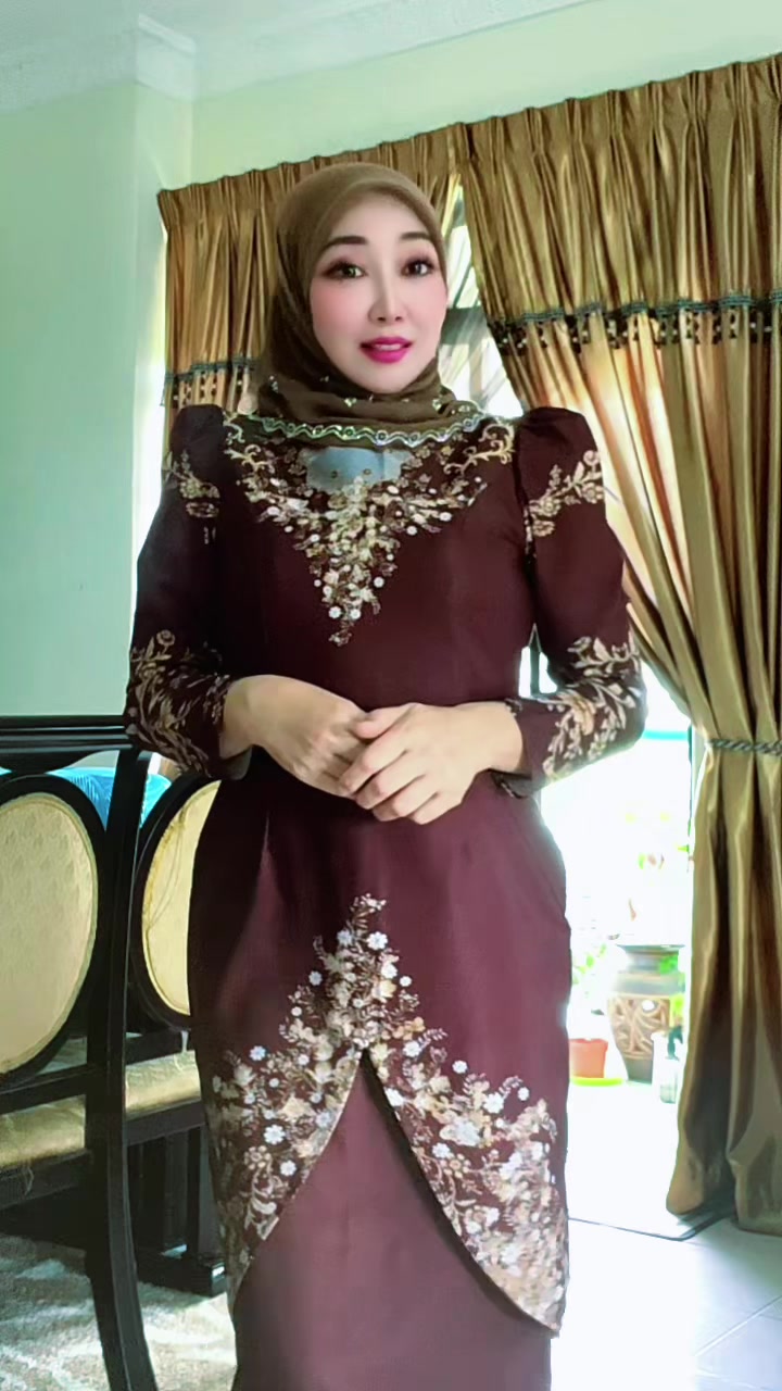 @Anies manja