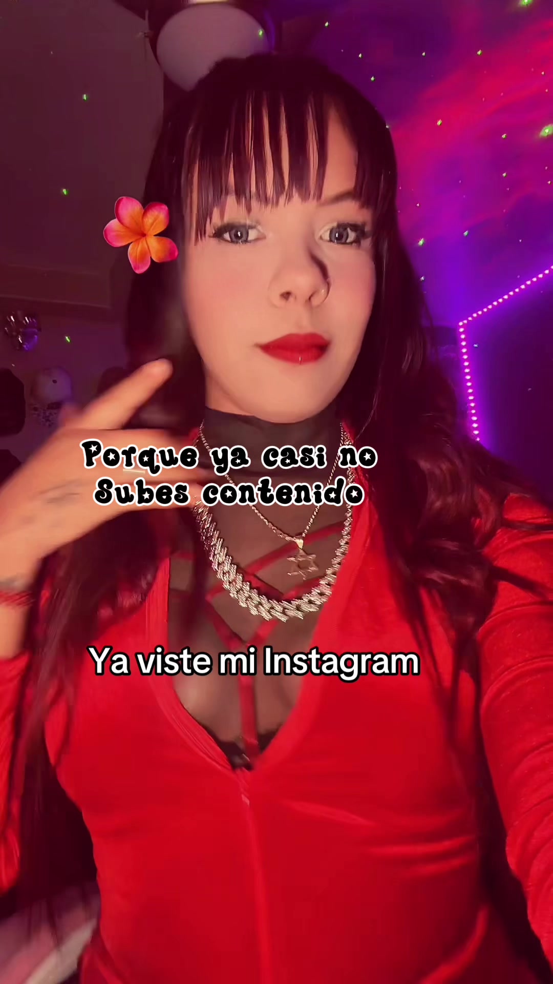 @oficialmarialapelyroja1