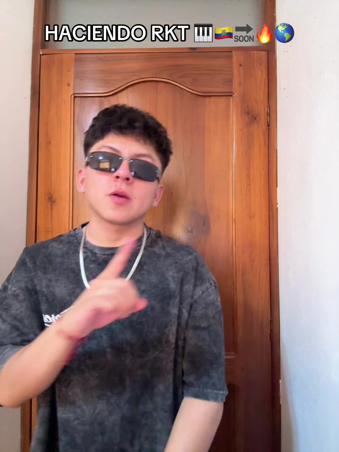 @Sebas On The Beat
