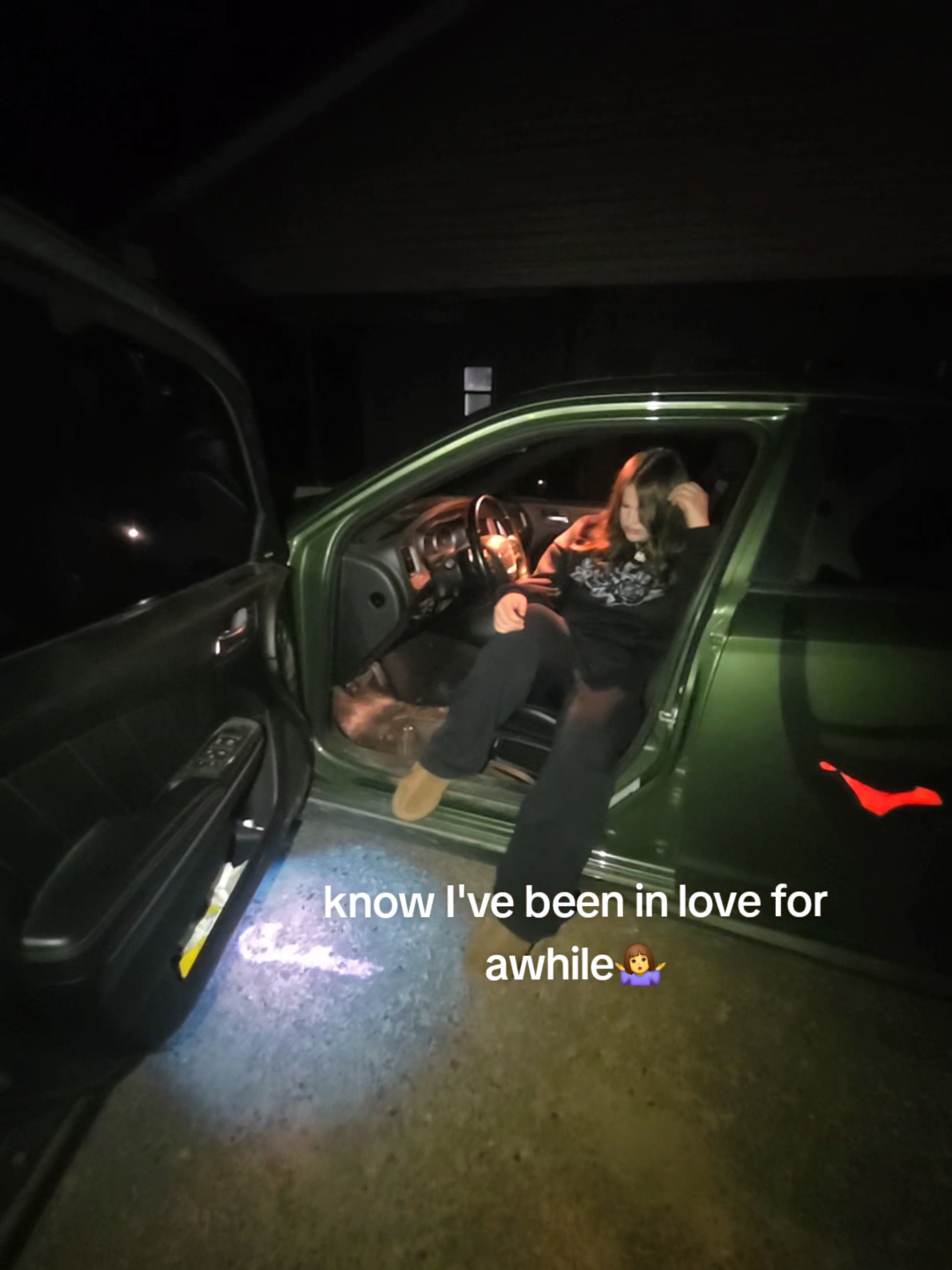 @𝕵𝖚𝖑𝖊𝖌𝖒𝖆𝖐𝖊𝖘