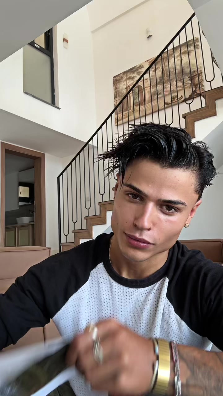 @efewissie