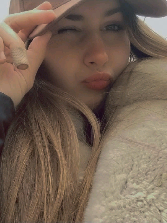 @𝓐𝓷𝓭𝓻𝓮𝓮𝓪