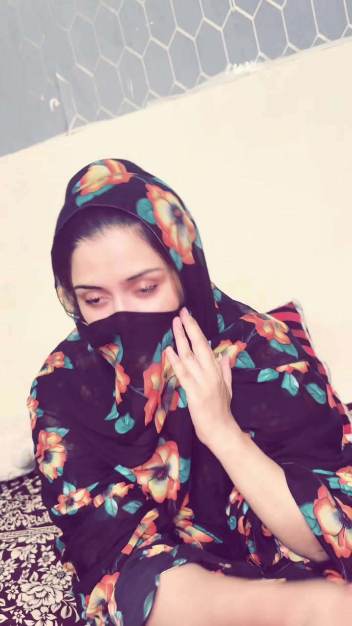 @Aisha khan2222