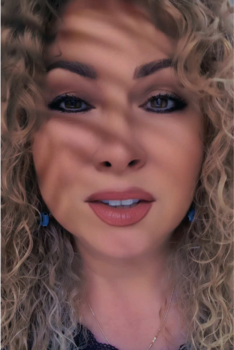 @𝐀𝔂𝗇𝑢𝗿𝕃𝑜𝓷𝕕𝐨𝘯