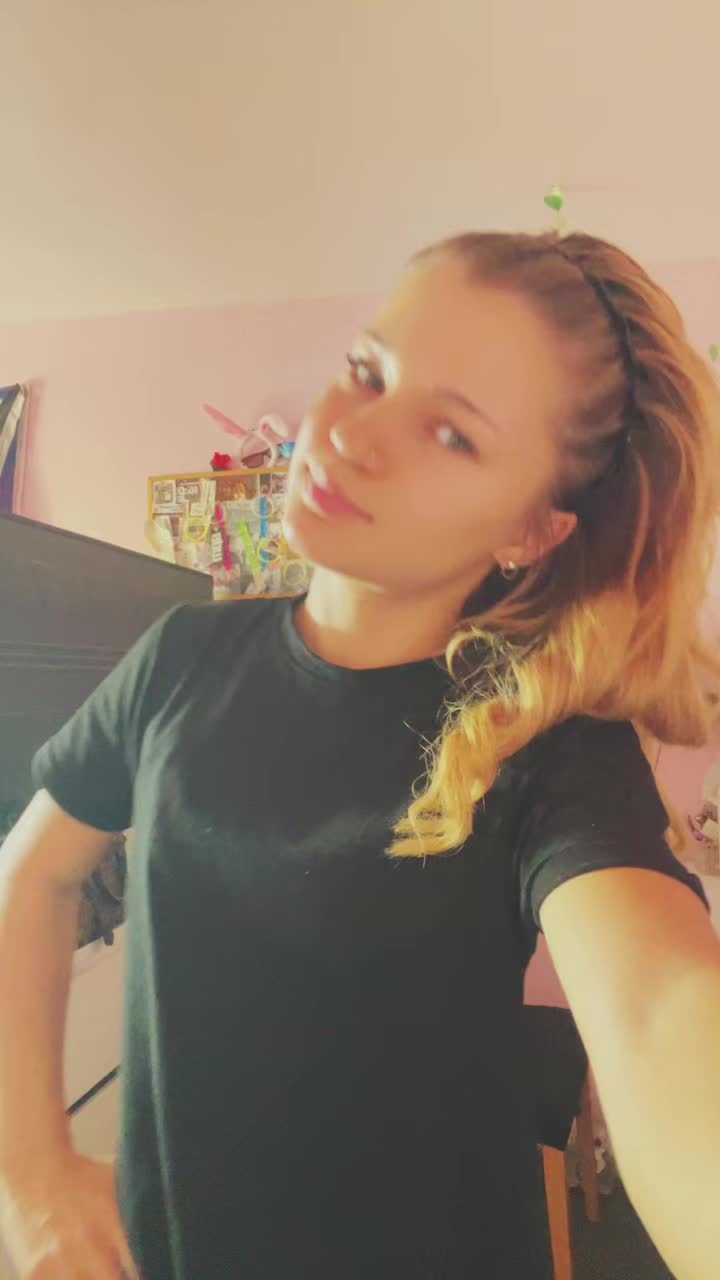 @⚜️