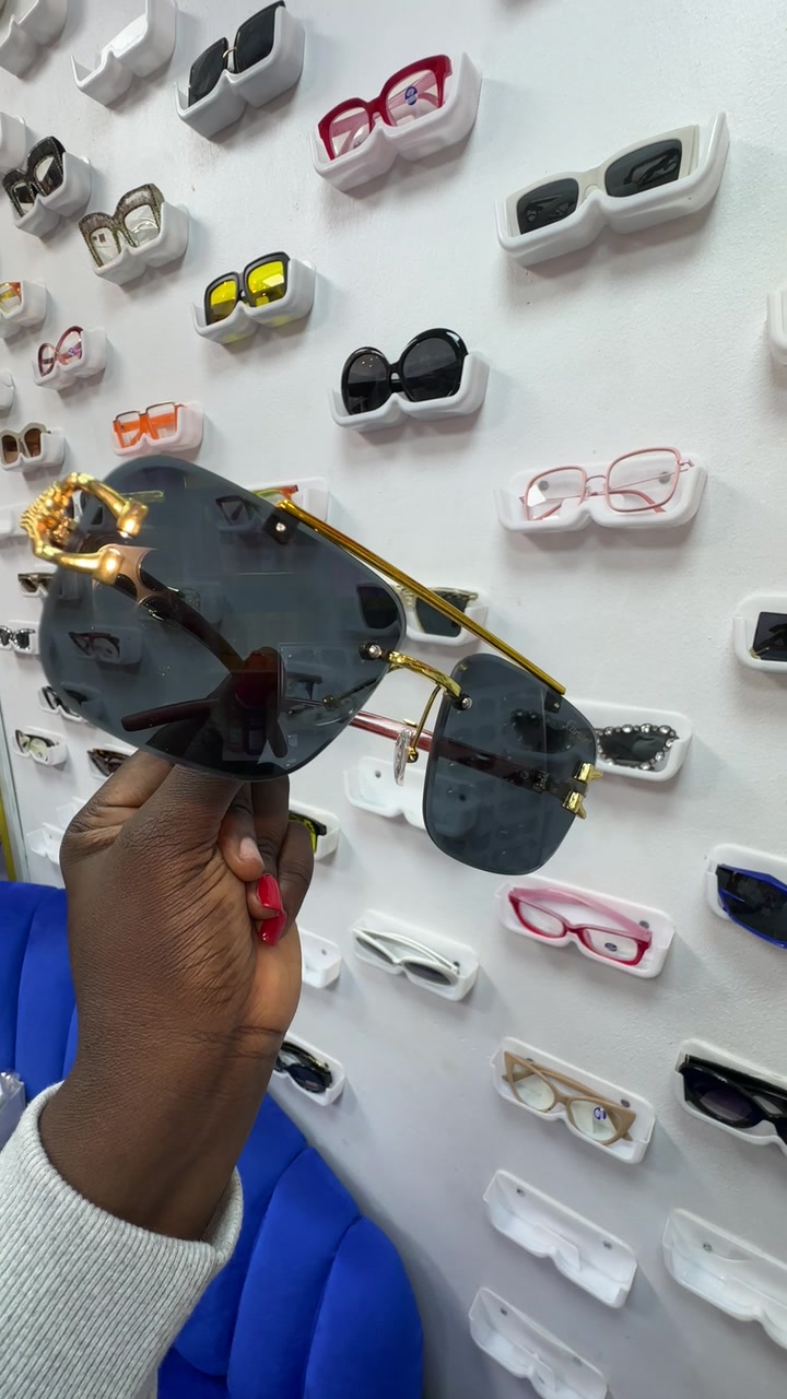 @AKURE SUNGLASS VENDOR 1