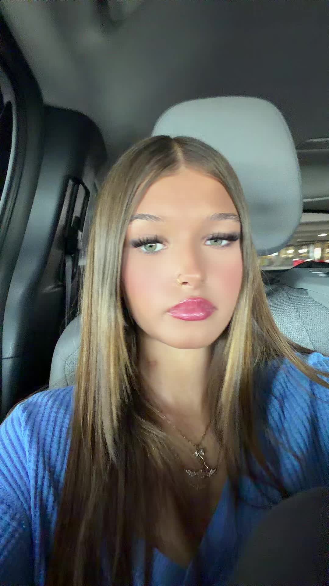 @𝒜𝓋𝒶 ❣︎