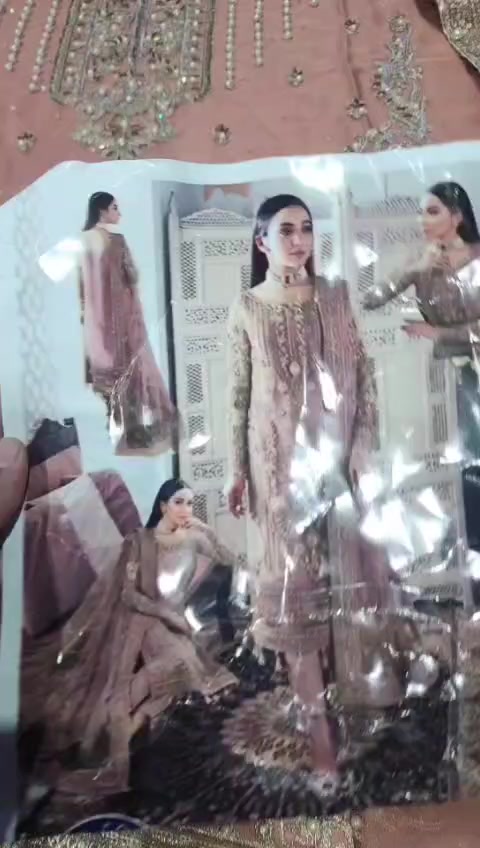 @khaniii_18