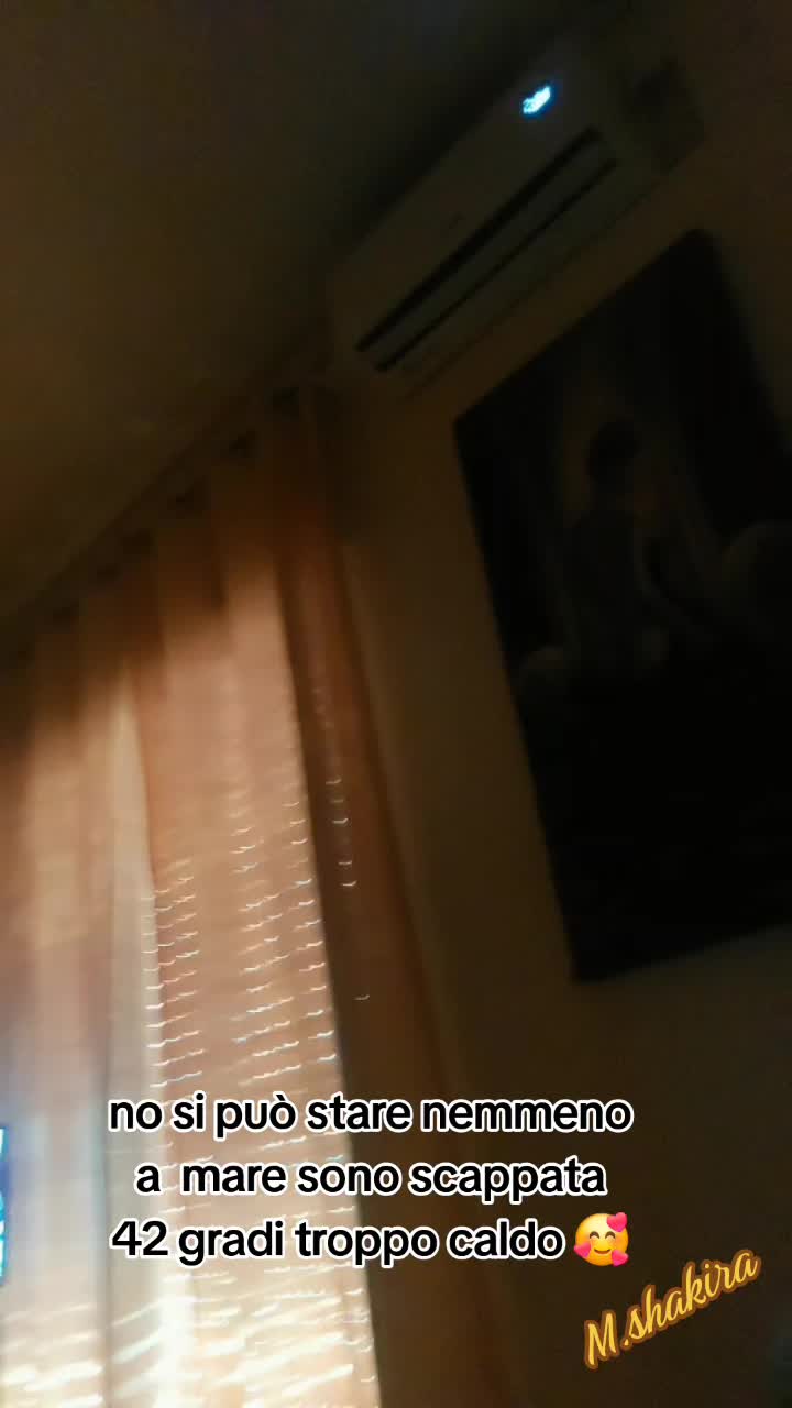 @Manu_Maria_Shakira