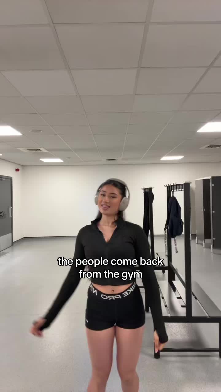 @Simran 💕