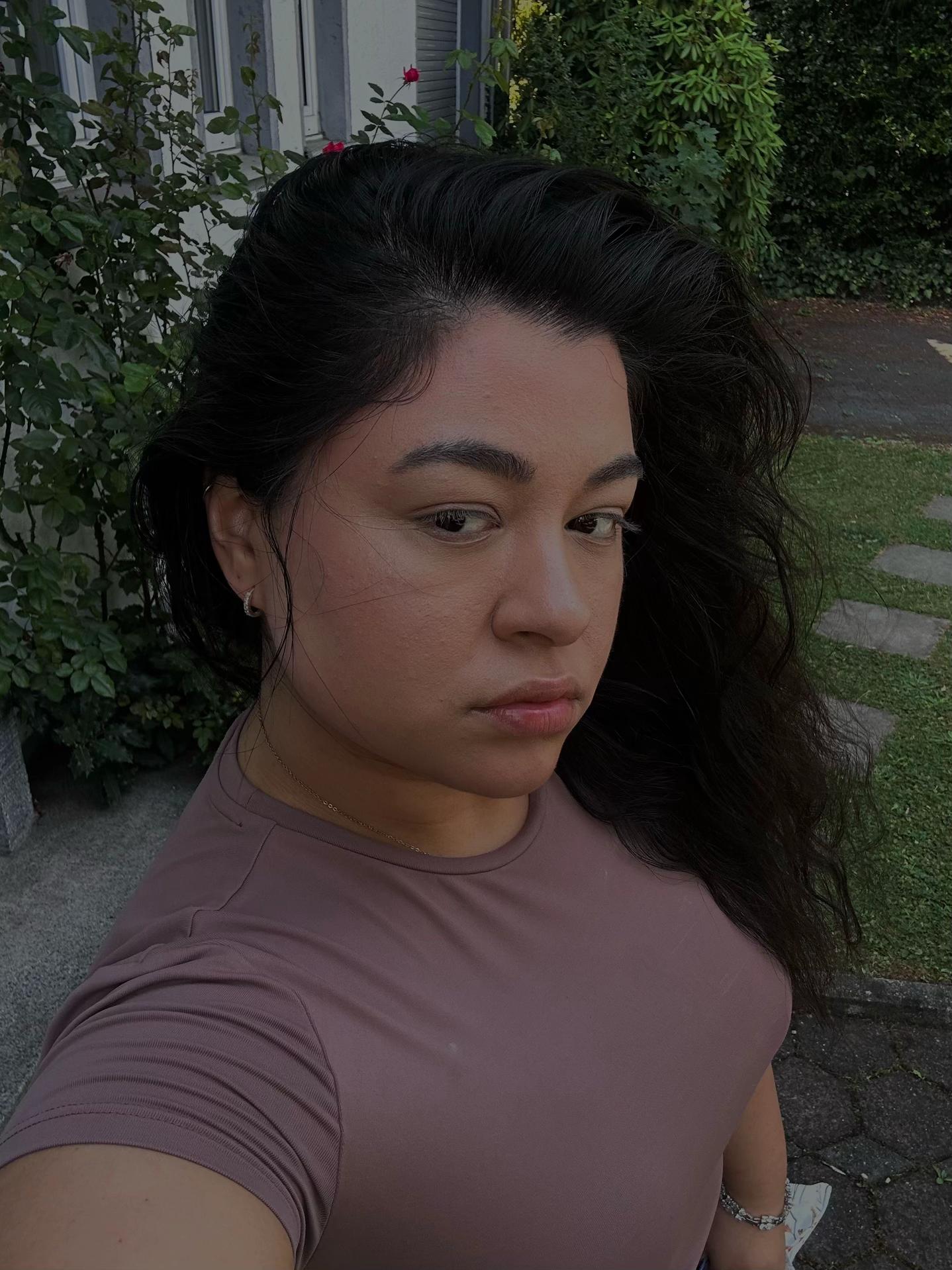 @Akilelivee