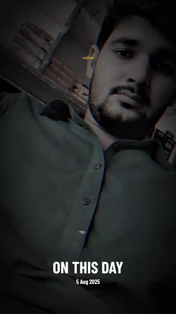 @𝐢𝐭'𝐬 𝐀𝐡𝐦𝐢𝐢𝐢𝐢𝐢 🖤