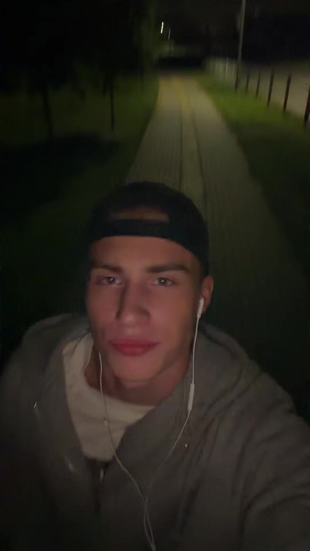 @petbratik