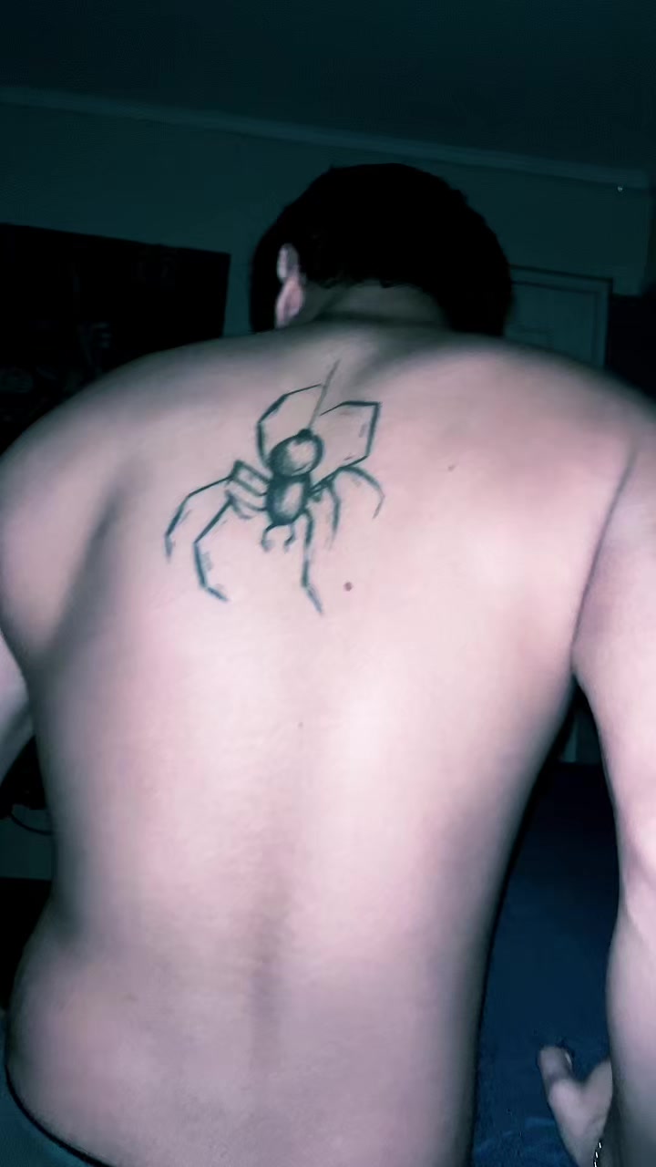 @𝑻𝒉𝒐𝒎𝒊🕷️