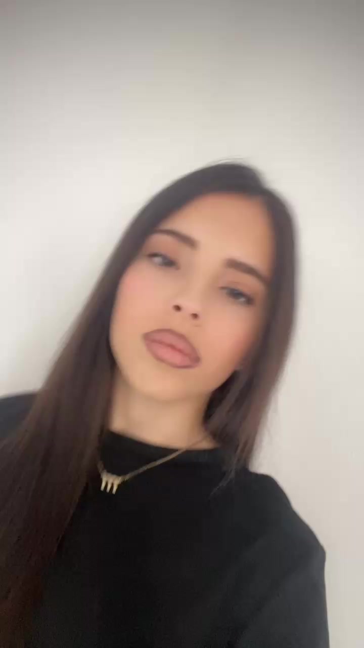 @𝑩𝒍𝒆𝒓𝒐𝒏𝒂🕷️