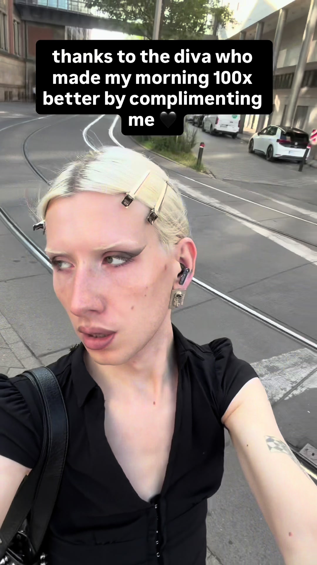 @Lunaxx