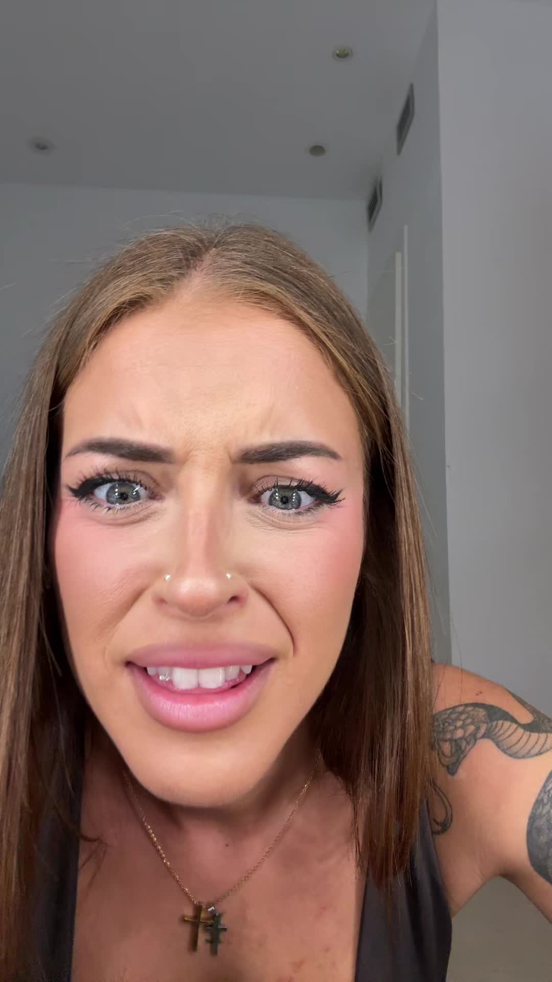 @𝒥𝓊𝓁𝒾𝒶 ℋℯ𝓇𝓃𝒶𝓃𝒹ℯ𝓏