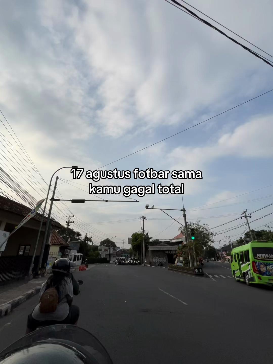 @𝙎𝙏𝘼𝙍𝙇𝙄𝙂𝙃𝙏