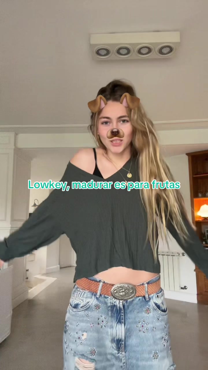 @lola amiano