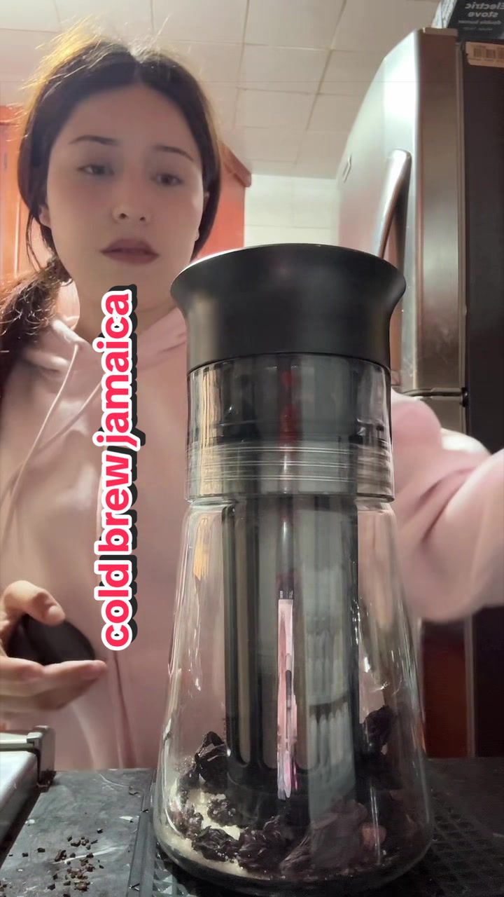 @breckonii