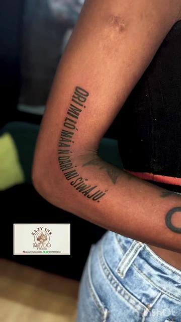 @Eazy Ink Tattoo Studio