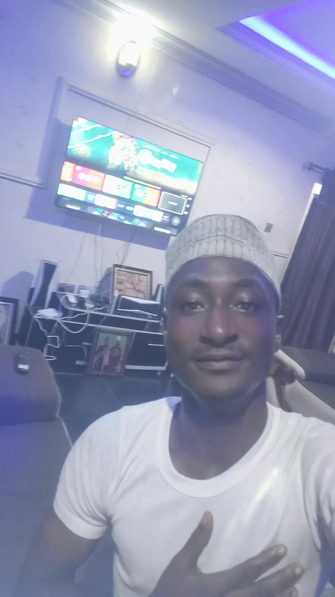 @GHETTO PRESIDO🤴🎙️