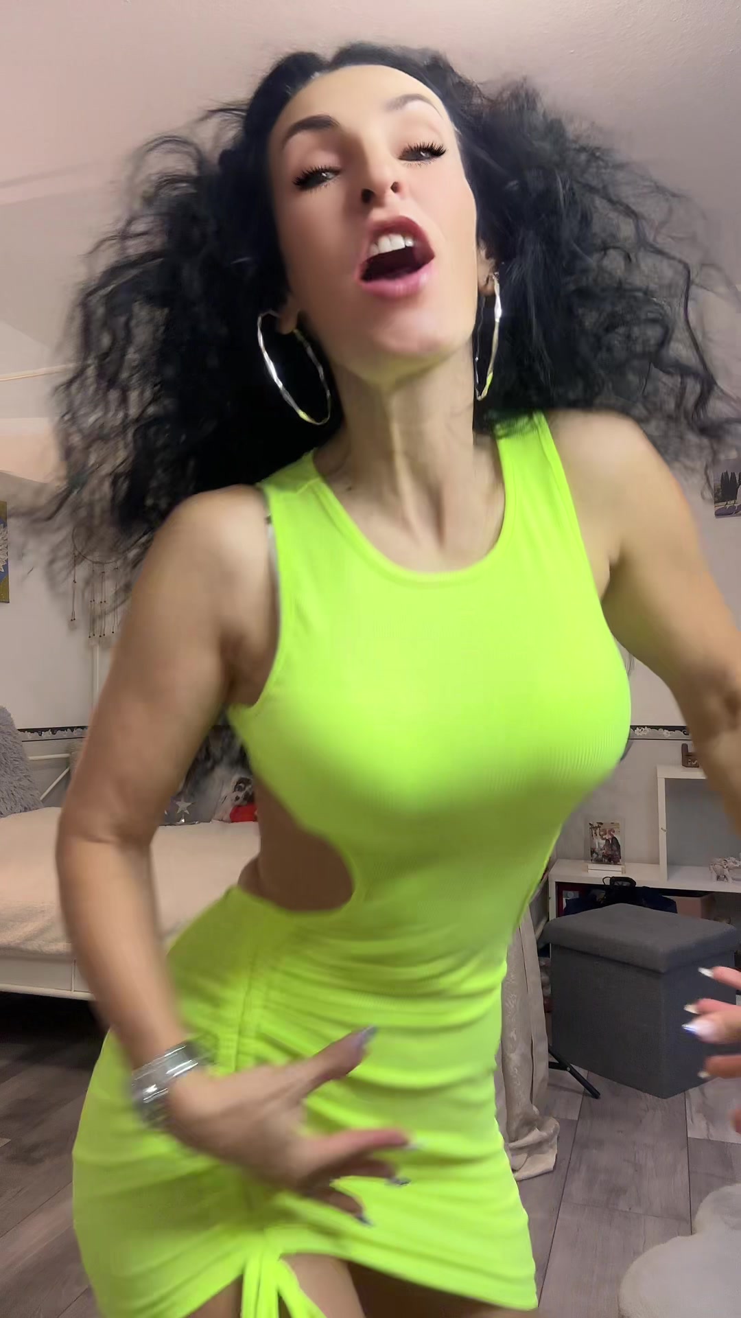 @Karolina