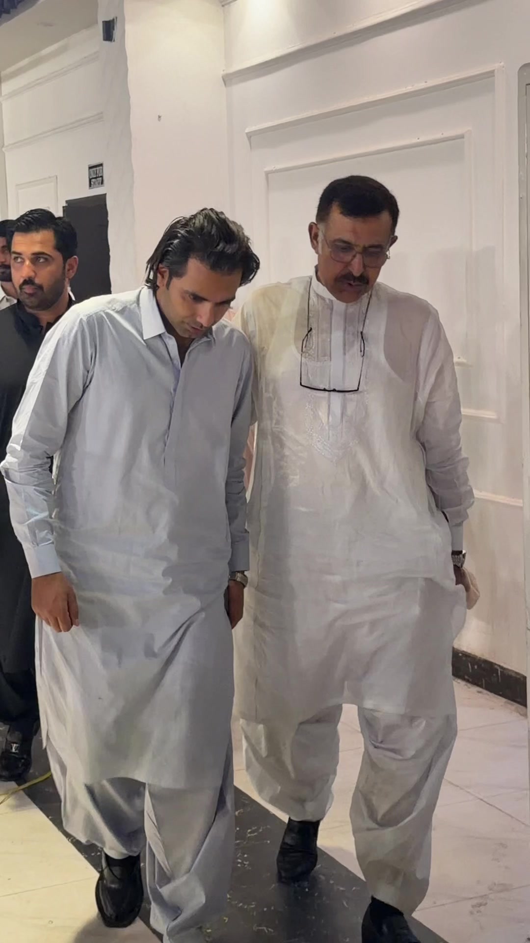 @RAJ BAKHTIAR GONDAL