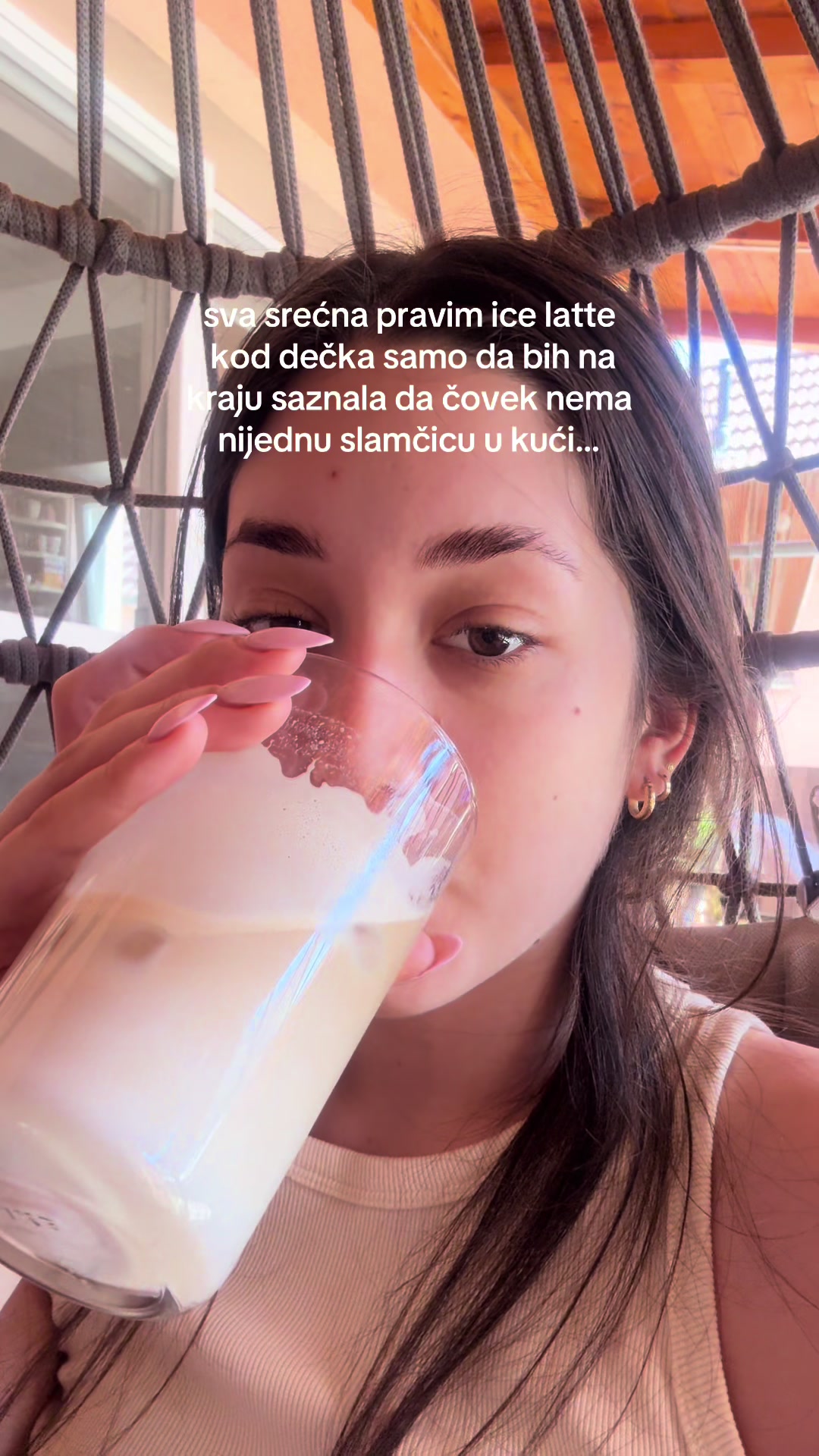 @ana jekić
